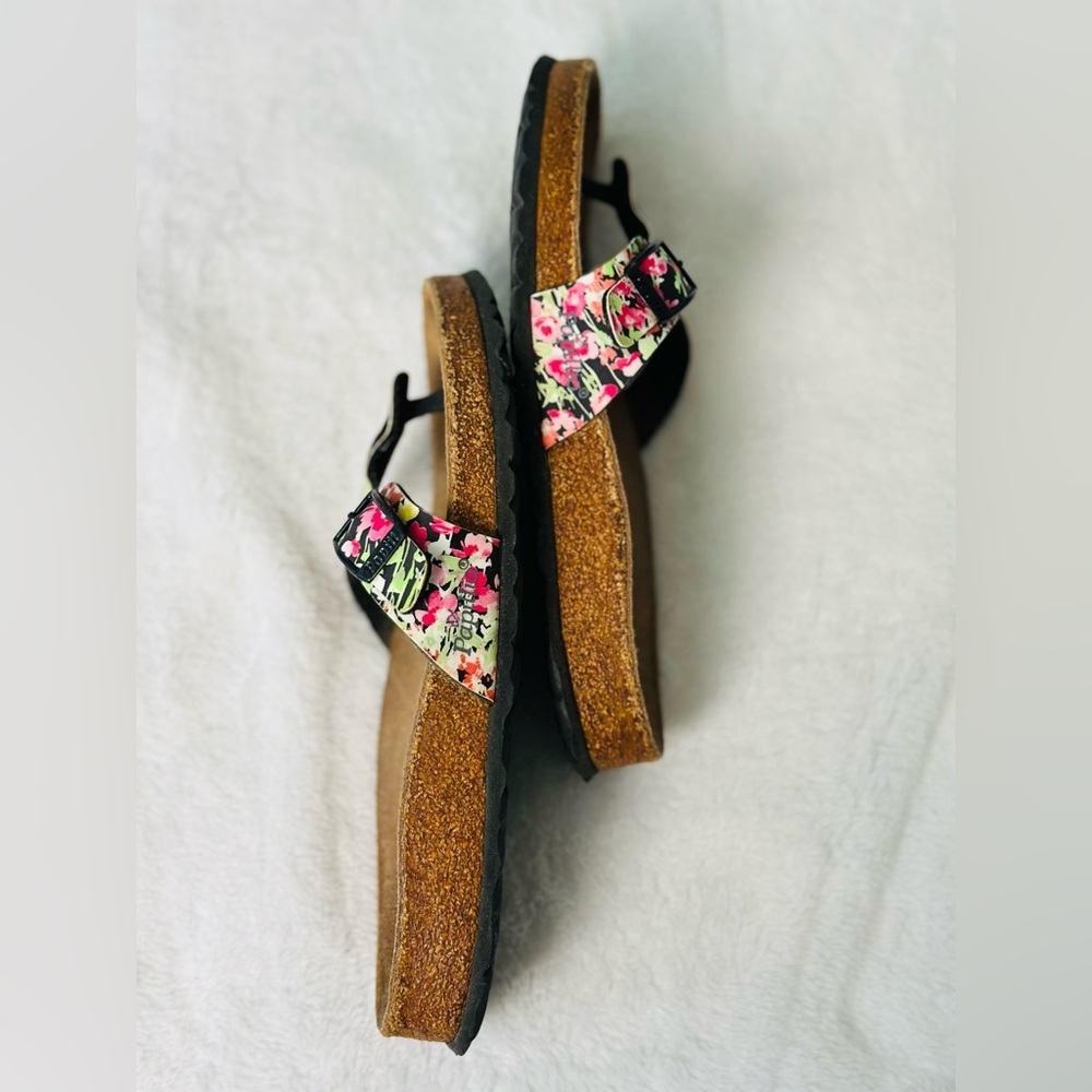 Papillio by Birkenstock Floral Thong Sandals Size 36 or Size 5 - Picture 4 of 6